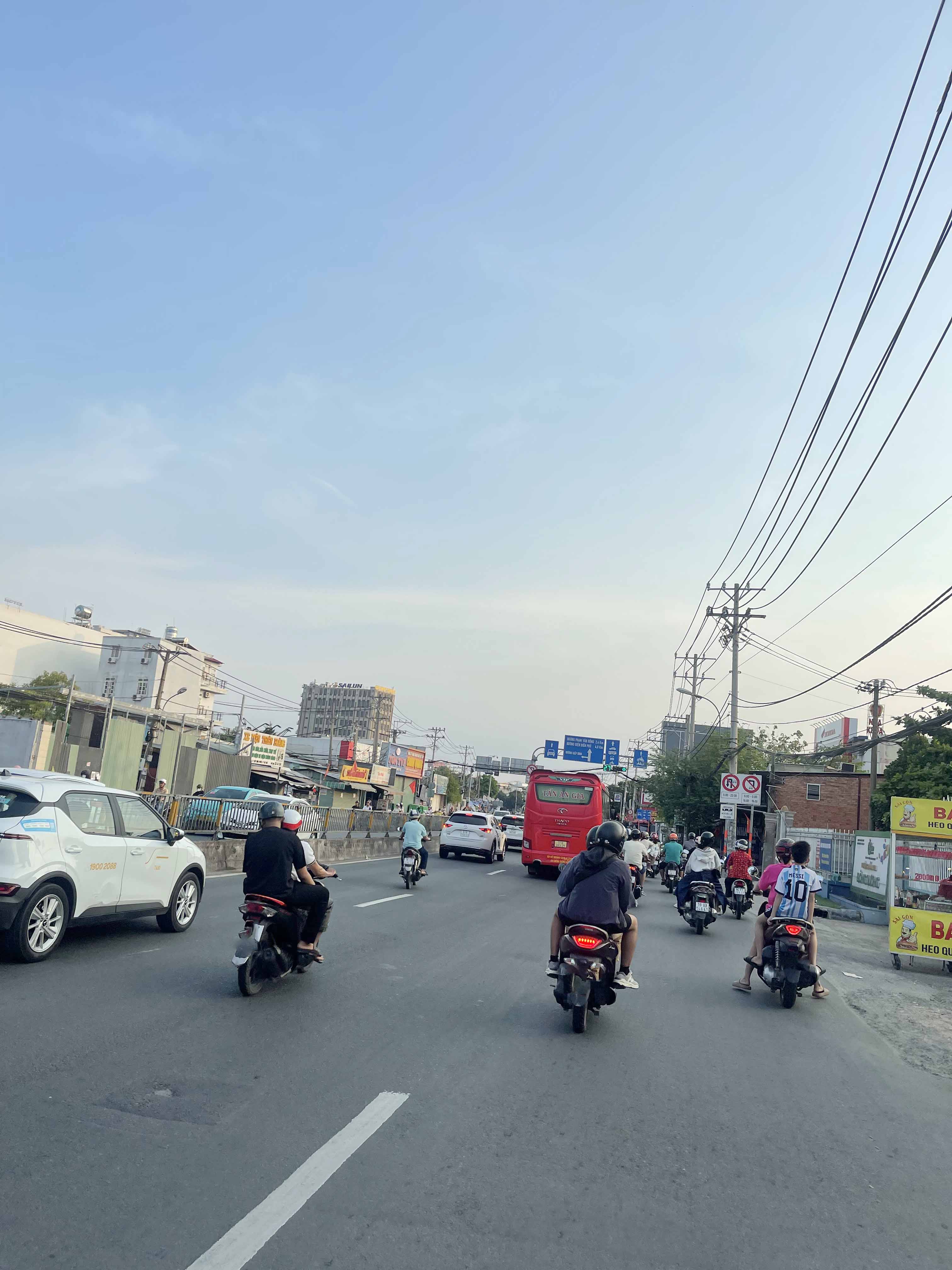 Cần Bán Gấp Nhà gần Vạn Phúc City, Rẻ Hơn TT 15%, Hẻm 8m, 79m² Vuông Vức, Giá Ngộp Chỉ 6 Tỷ - Ảnh chính